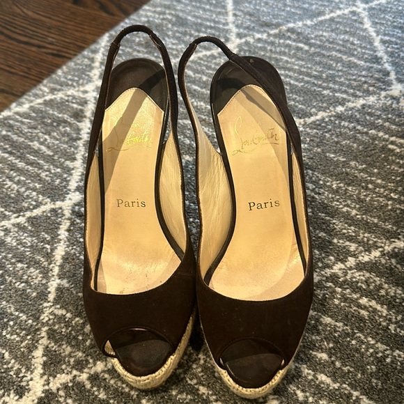 Christian louboutin suede platform pumps with raffia detail-5 inch heel - Picture 1 of 4